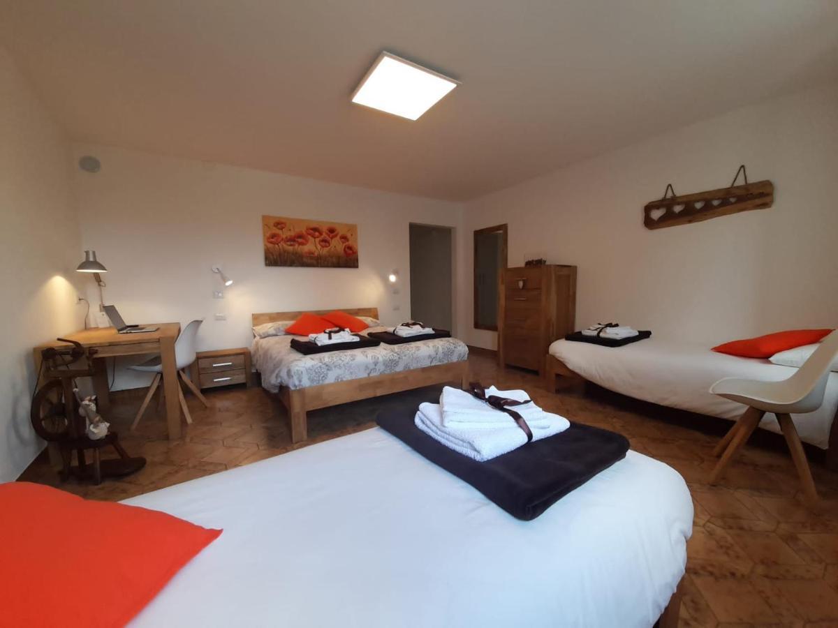 B&B La Casa Di Loretta Paderno 外观 照片
