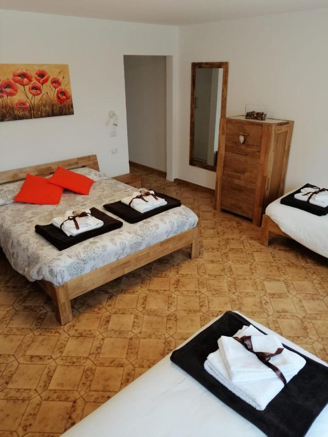 B&B La Casa Di Loretta Paderno 外观 照片